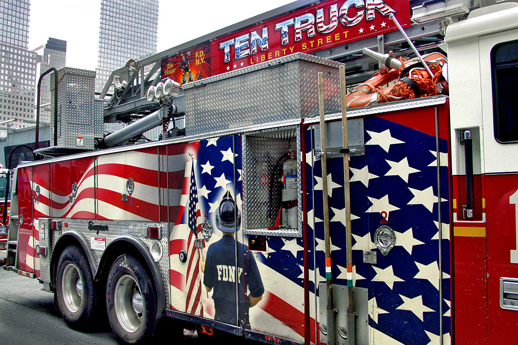 Ladder 10 Officer Side Mural